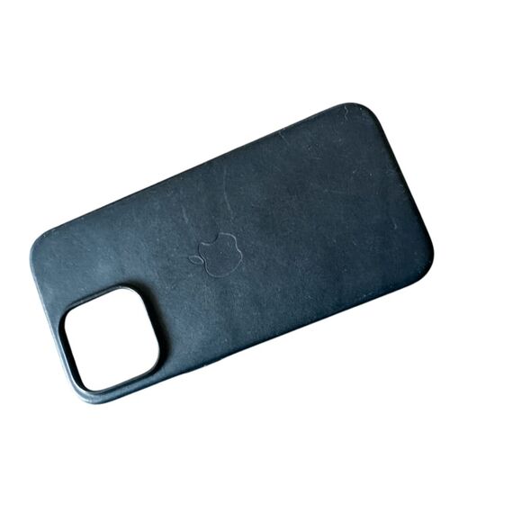 NWOT Apple iPhone 14 Pro Max Leather Case with MagSafe - Midnight - Picture 2 of 8